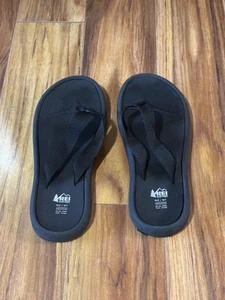 REI Co-Op Casual Black Slide Flip Flops Slip-On Womens 7 Mens 6 - Picture 1 of 4