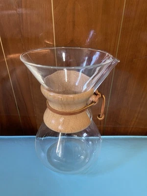 DE COLECCIÓN CHEMEX POUR OVER CAFETERA Sello Verde Brazalete Madera Pyrex Foto 1 de 4
