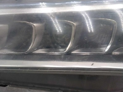 Conjunto de faros izquierdos usados se adapta a: Acura Tlx 2015 grado B izquierdo Foto 1 de 4