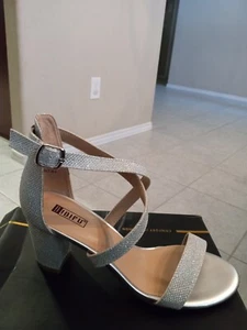 IDIFU Women's Chunk Heel Silver Glitter Open Toe Sandals Sz 9 NWB - Picture 1 of 8