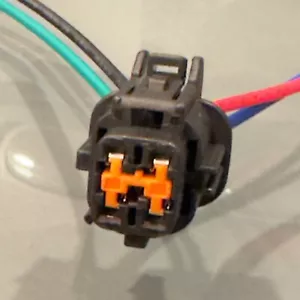 Downstream Right Oxygen Sensor Connector for 2000-2004 Nissan Xterra 3.3L - Picture 1 of 3