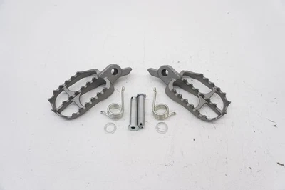 2026 YZ250F 脚钉 原始设备制造商 脚凳 Peg Pegs Pins Springs 雅马哈 YZ 250F 450F — 第 1/4 张图片