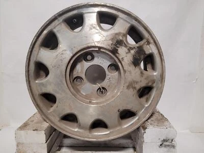 Used Wheel fits: 1992 Acura Vigor 15x6 alloy Grade C - Image 1 of 3