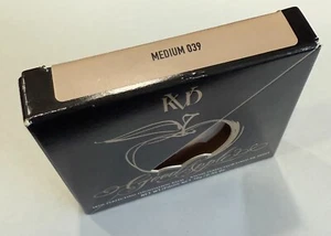 Kat Von D KVD Good Apple Skin-Perfecting Foundation Balm - Medium 039 0.35 fl oz - Picture 1 of 3