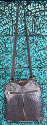 MOCHILA BANDOLERA PEQUEÑA CONVERTIBLE CROCO CUERO NEGRO JACK GEORGES HORNBACK CUERO Foto 1 de 4