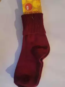 NWT Girls xl xxl 6 7 y Gymboree CUTE AS A BUTTON burgundy cuffed socks 2004 vtg - Picture 1 of 1