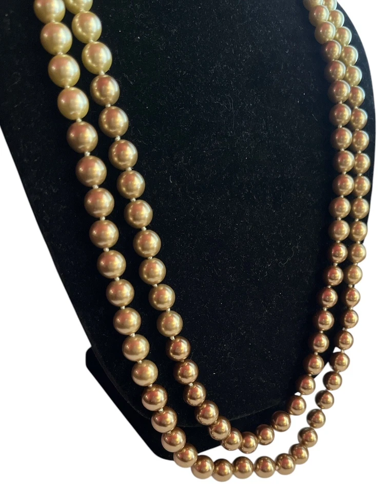 "Collar Carolee 34"" Dos Hilos Imitación Perla Anudada Ombre Corazón Cierre Cuelga" Foto 1 de 4