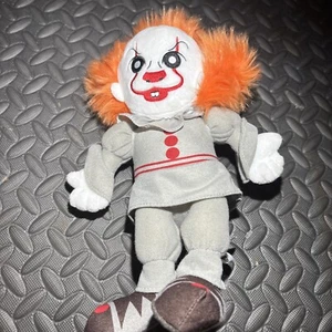 Pennywise IT Chapter 2 talking clown, 11" Talking Plush Pull String Tested Works - Picture 1 of 5
