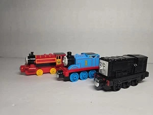 Thomas the Tank, Diesel, & Victor Take N Play Metall Druckguss Zug 2013 magnetisch - Bild 1 von 17