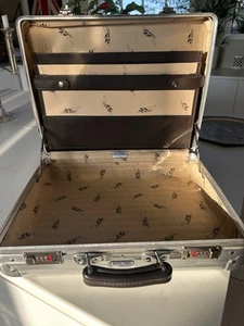 Rimowa Classic Flight Attache Case 97612 Carry on Silver - Picture 1 of 3
