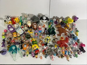 Riesige lose Actionfiguren Sammlerstück Spielzeug Füller Verkäufer Show gemischtes Set - 100 Stück - Bild 1 von 13