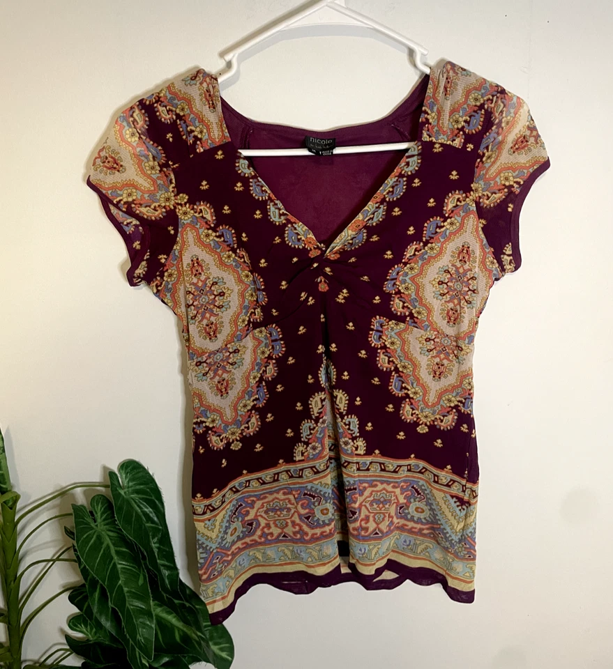 Top forrado geométrico púrpura Nicole by Nicole Miller Y2K talla M Foto 1 de 4