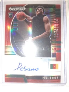 2020-21 Panini Prizm Draft Picks Paul Eboua RC Rosso Prizm Auto/199 (A41) - Foto 1 di 2