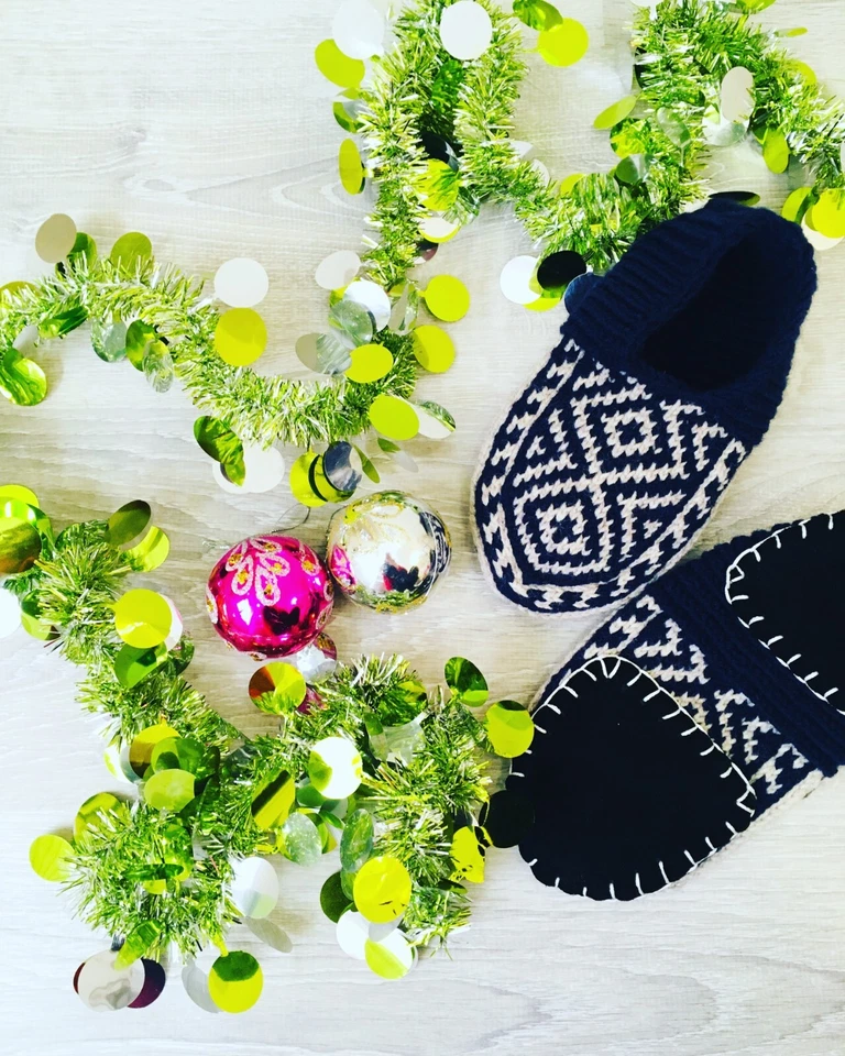 Zapatillas de punto para hombre con suelas de gamuza/zapatillas azul marino/calcetines acogedores de lana/regalo de cumpleaños Foto 1 de 3