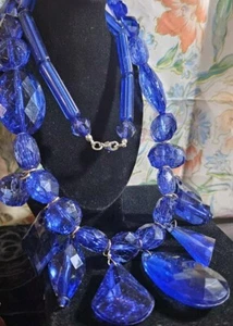 Collar de cuentas gruesas azul Crackle Lucite 28" 058 - Imagen 1 de 5