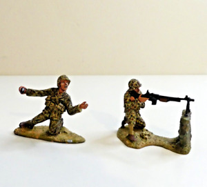 2010 TWO WWII FIGARTI DIE-CAST SOLDIERS #PTA-004-2 & PTA-004-3