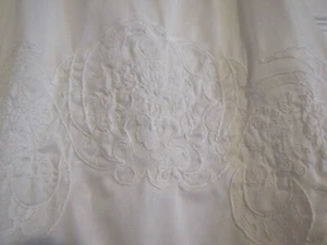Women's Vintage Half Slip, Small (32),  White  - Picture 1 of 3