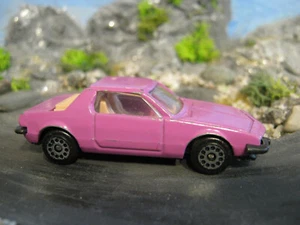 Motormax Fiat X1/9 1/64 scale in pink model diecast car - Picture 1 of 3