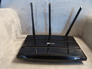 TP-Link Archer C7 AC1750 Wireless Dual-Band Gigabit Router w/AC Power Cord - Picture 1 of 5
