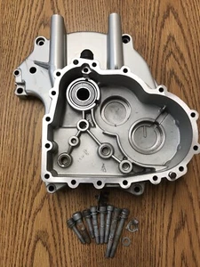 BMW R1150GS ADVENTURE 2002-2005 TRANSMISSION HOUSING COVER PART # 23112332967 - Picture 1 of 24