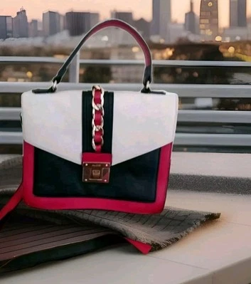 ALDO Mensajero Bandolera Negro Rojo Blanco Dorado Bolso de Mano Cartera Bolso de Hombro EXC CD Foto 1 de 4