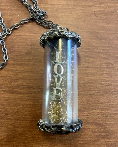 Hourglass 'LOVE' pendant necklace 28" bronze colored chain - Picture 1 of 6