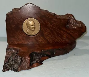 Richard M Nixon Bronze Commemorative 1969 Inauguration Coin In Wood Display - Picture 1 of 11