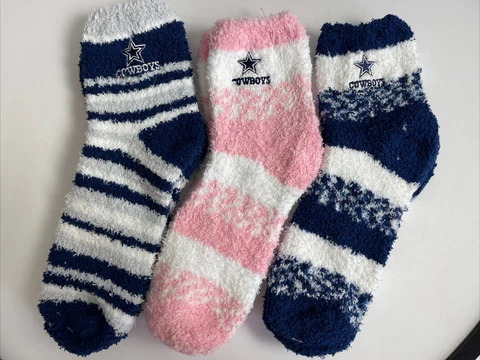 3 PAIR SET! A Dallas Cowboys FBF Women’s Cozy Fuzzy Sleep Socks. OSFM (FZ4) Cover