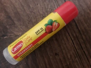 Carmex Daily Care Moisturizing Lip Balm Stick SPF 15 Strawberry 0.15 oz - Picture 1 of 5