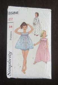 Vintage 1958 Simplicity sewing pattern, Girl's sleepwear, Size 14 - Picture 1 of 5