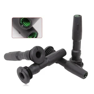 Color: Black Material: Rubber OEM Numbers: 04E905199A OEM Numbers: 04E905199H - Picture 1 of 9