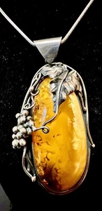 Large Sterling Grapevine Design & Baltic Butterscotch Egg Yolk Amber Pendant. AL - Picture 1 of 8