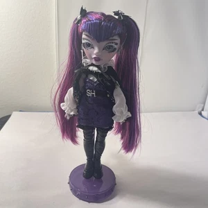 Rainbow High Shadow High Demi Batista Doll with Stand & Outfit & Accessories - Picture 1 of 20