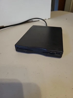 External Portable USB Floppy Drive 3.5-inch - Image 1 of 3