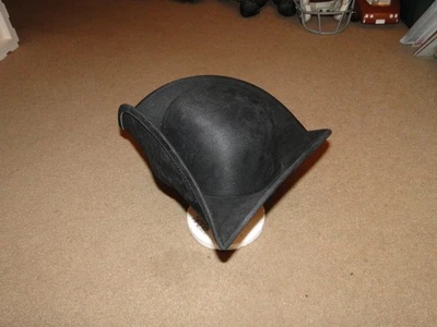 ADULT BLACK COLONIAL Paul Revere PIRATE TRICORNE TRI-CORNER TRICORN COSTUME HAT - Image 1 of 3