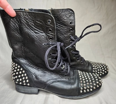 Steve Madden Tarnney Combat Boots Womens 10 Black Leather Studded Spikey Lace Up - Image 1 of 4