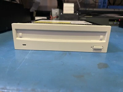 HP C1113J 5.2GB Optical Internal MO Drive, SMO-F551-01 SCSI, TESTED - Image 1 of 4