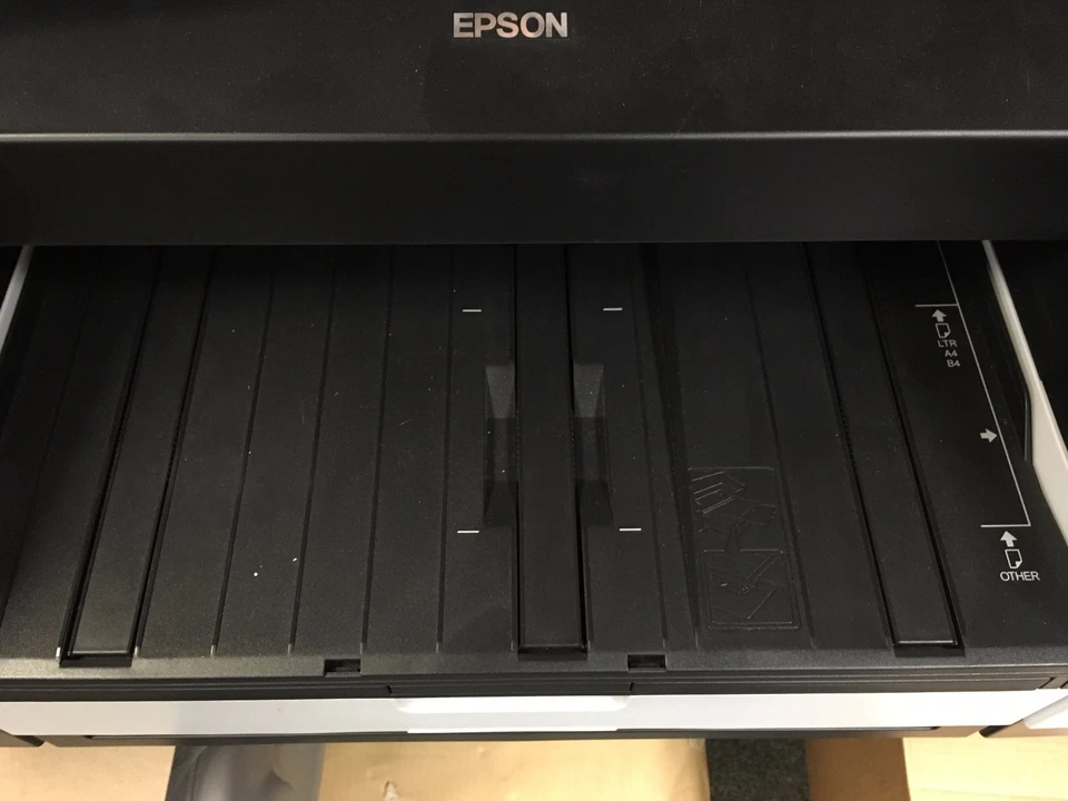 Epson Stylus Pro 4900 output paper tray (only "Output" paper tray) - Image 1 of 1