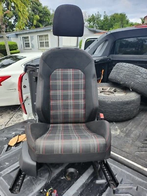 Asiento de coche delantero lado pasajero VOLKSWAGEN GOLF GTI  Foto 1 de 4