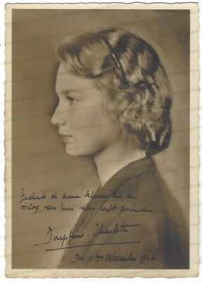 PRINCESS JOSEPHINE-CHARLOTTE OF BELGIUM printed autograph on WWII 1942 postcard - Bild 1 von 2