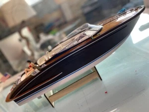 Riva R/C Yacht Almost Ready to play - Picture 1 of 12