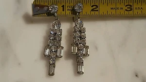 Schöne Vintage Ohrringe Strass Schraubverschluss - Bild 1 von 4