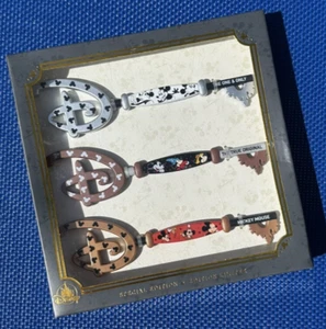 Disney Mickey Mouse True Original 3PC Set Special Ed Keys Sorcerer Mickey NEW - Picture 1 of 5