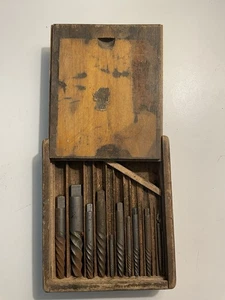 SCHRAUBENAUSDREHER SET (11) - OVP. Antik. cleveland spiralbohrer co. - Bild 1 von 7