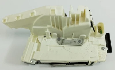 FIAT 500X DOOR LOCK LEFT REAR GENUINE PART 52032069 - Image 1 of 3