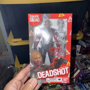Suicide Squad S.H. Figuarts Deadshot - Bild 1 von 2