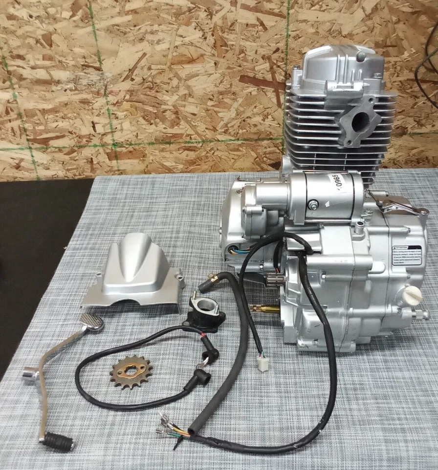 250cc 167FMM-M Lifan Engine w/ 5 Speeds and Kickstart - Image 1 of 4
