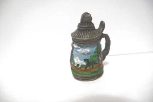 THIMBLE STEIN VINTAGE RESIN DOGS? RUNNING IN FIELD - Picture 1 of 5