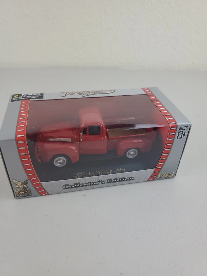 Yat Ming 94243 Road Signature 1948 Ford Woody 1 43