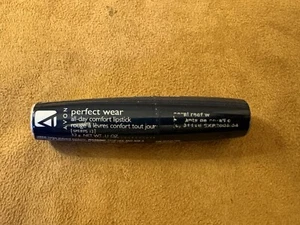 Avon Perfect Wear ALL Day Comfort Coral Reef Lipstick - Picture 1 of 3